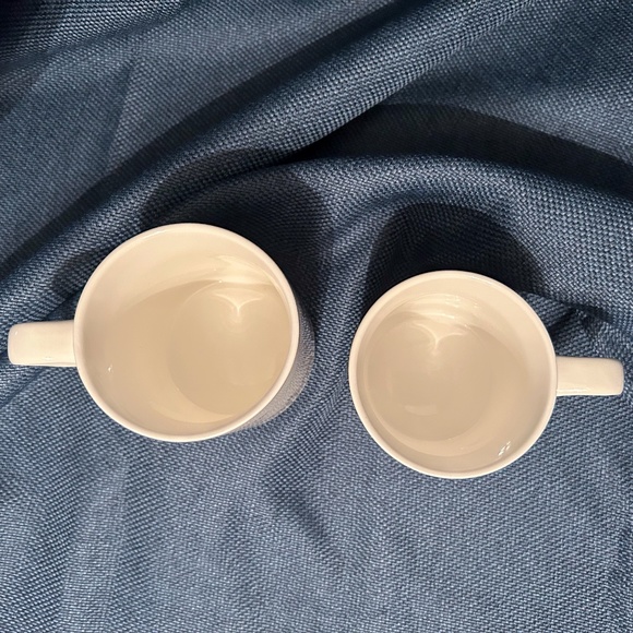 Servappetit White Mug Set of 2 w Varied Delicate Gold Black and Silver Snowfakes - Picture 6 of 7